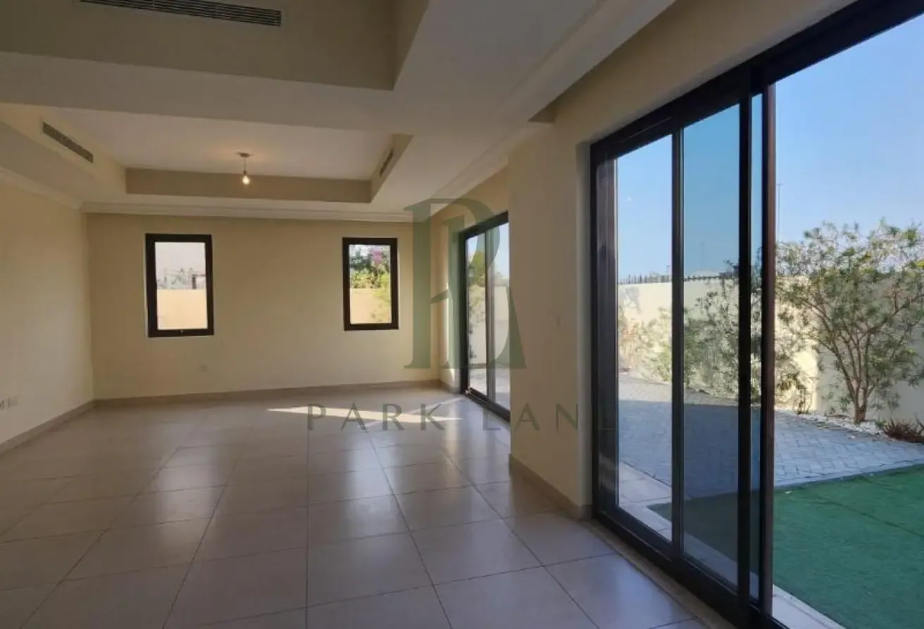 Large Plot | Family Community | Landscaped