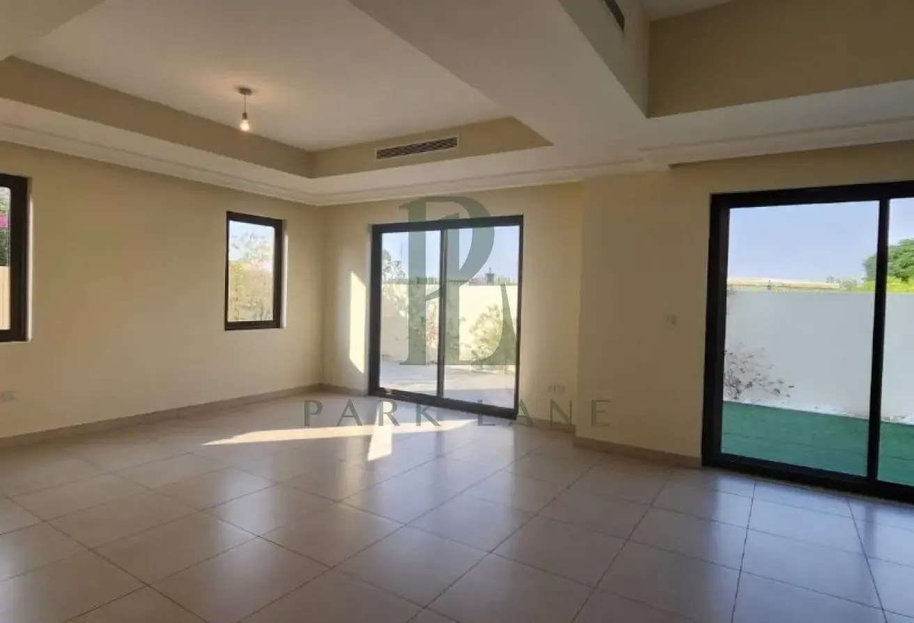 Large Plot | Family Community | Landscaped