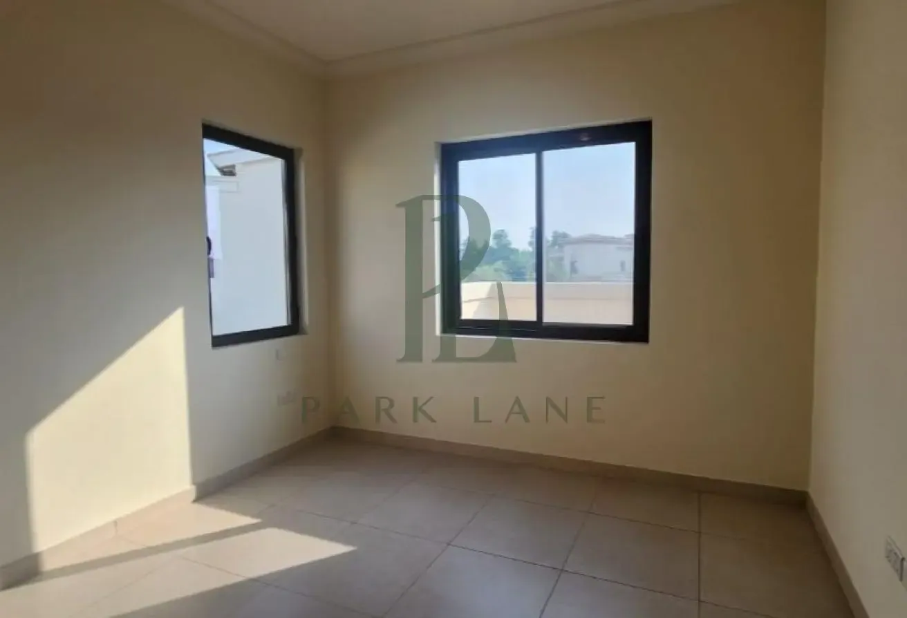 Large Plot | Family Community | Landscaped