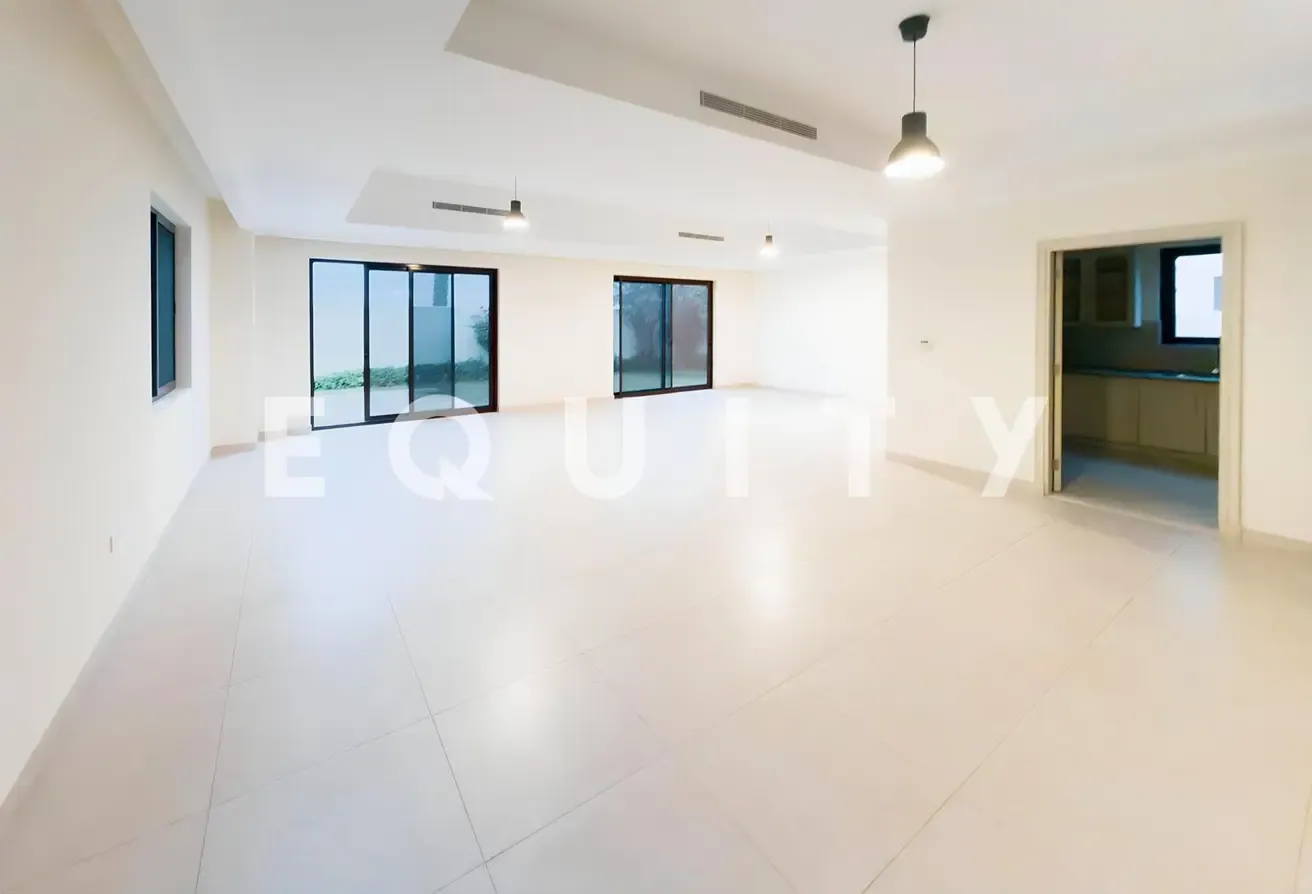 Genuine Listing | Vacant Now | Large Plot