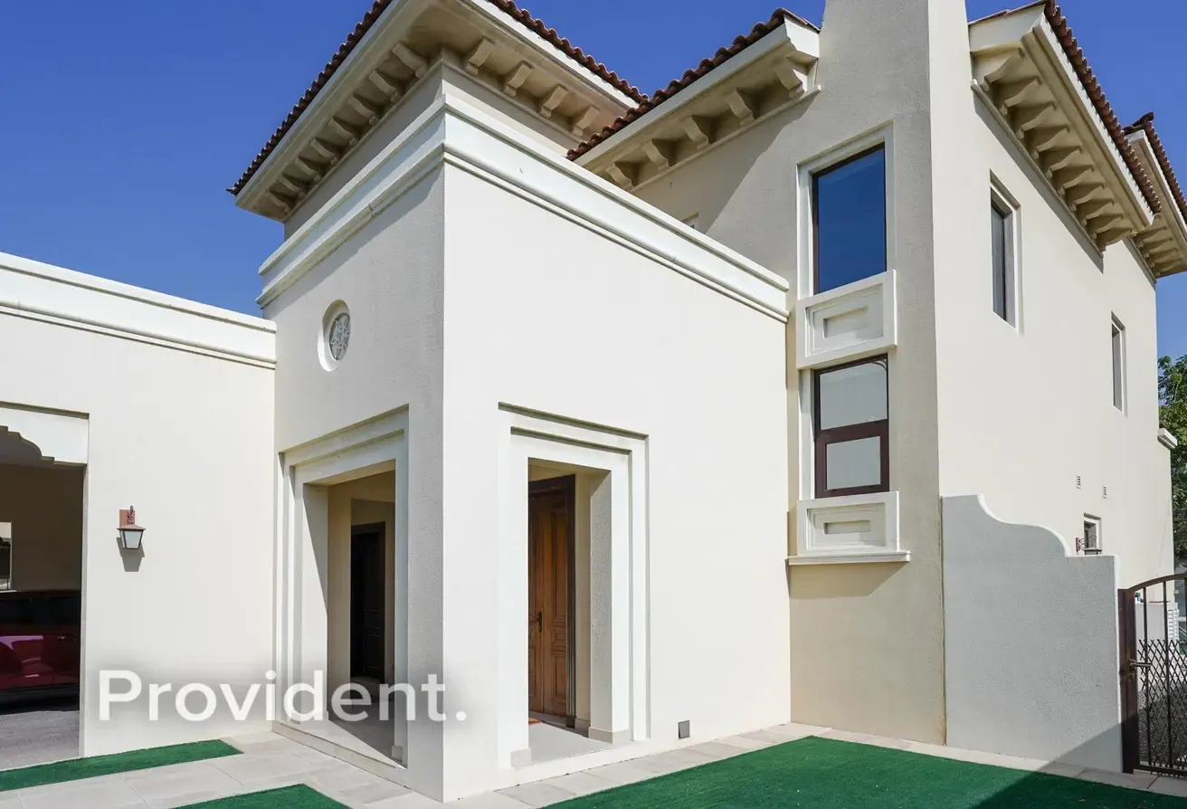 Modern Finish | Single Row | Prime Location