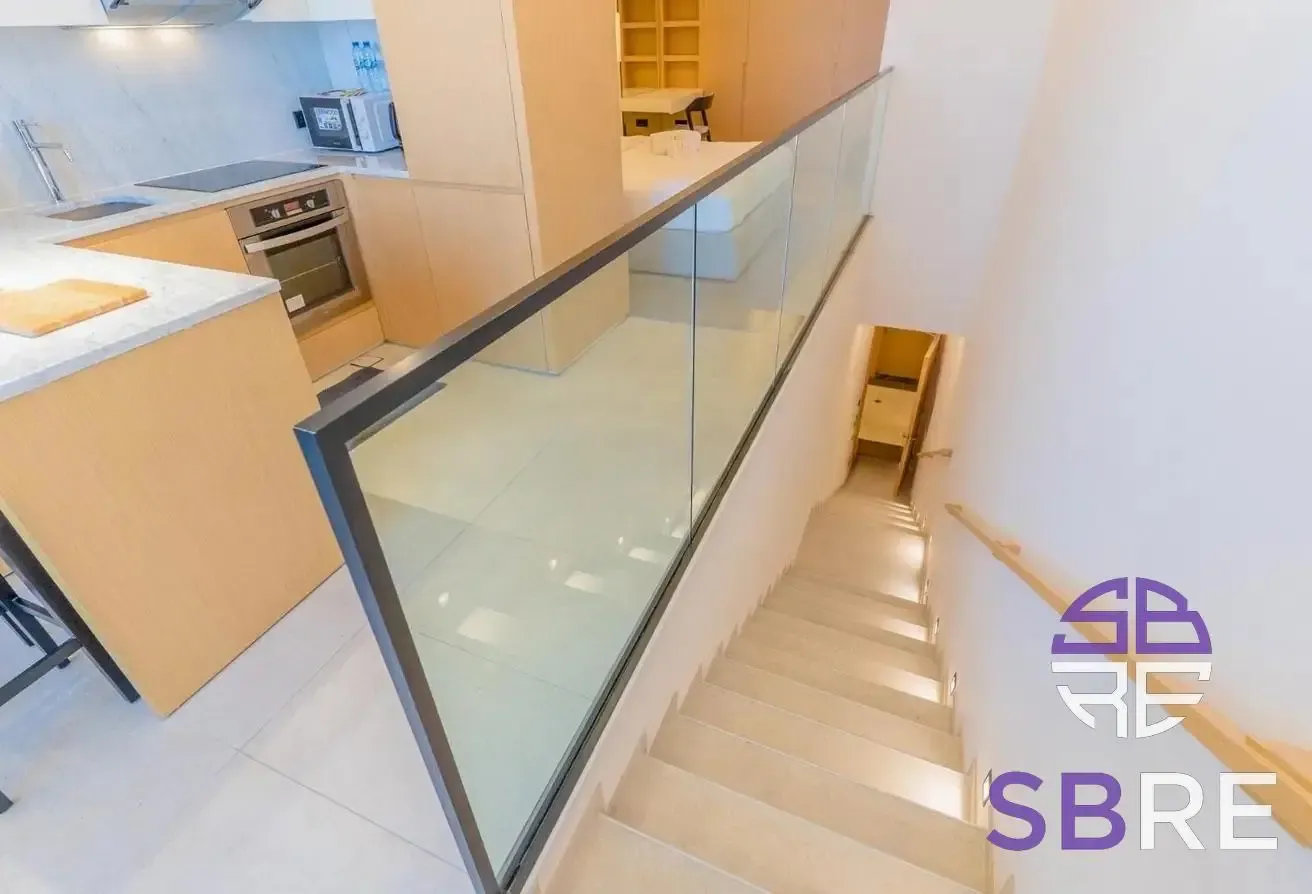 Middle Floor | Modern Living | Palm View