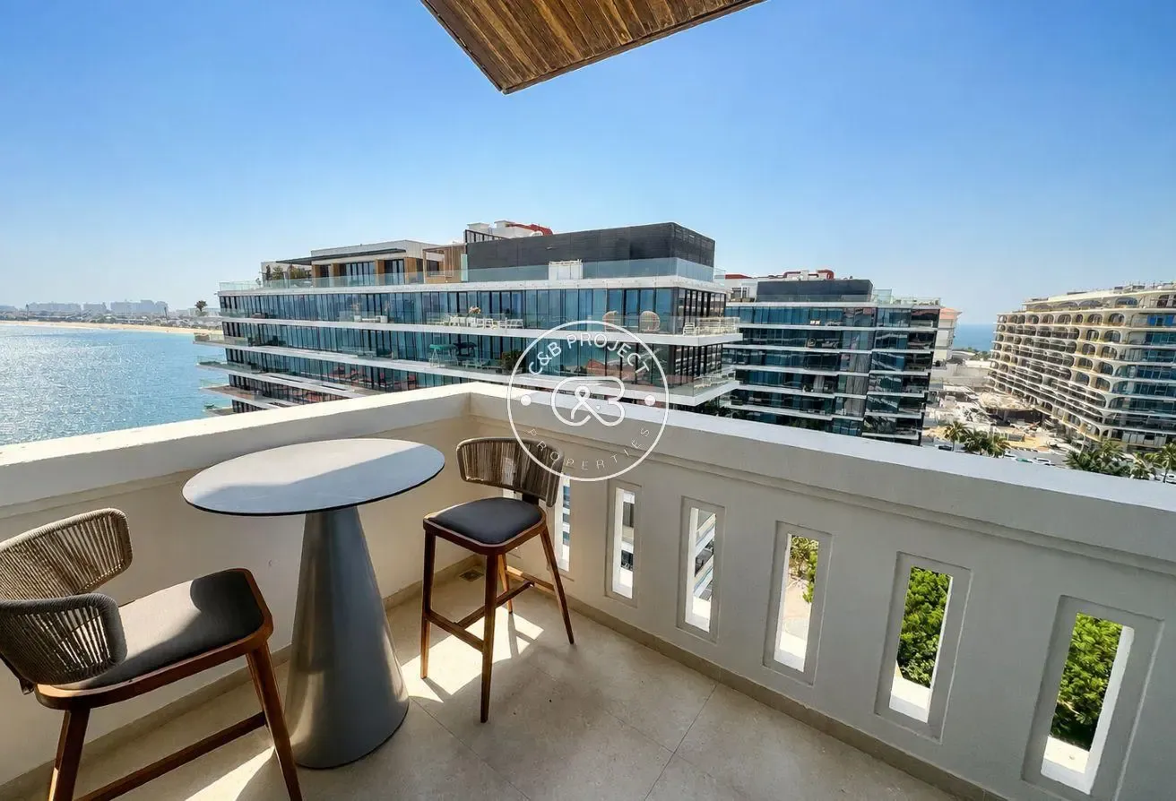 Vacant | Fully Furnished | Access to Beach