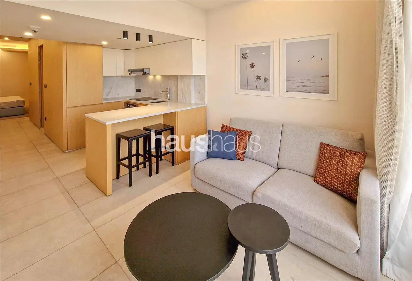 Move In Ready | Vacant | Private Beach | Exclusive