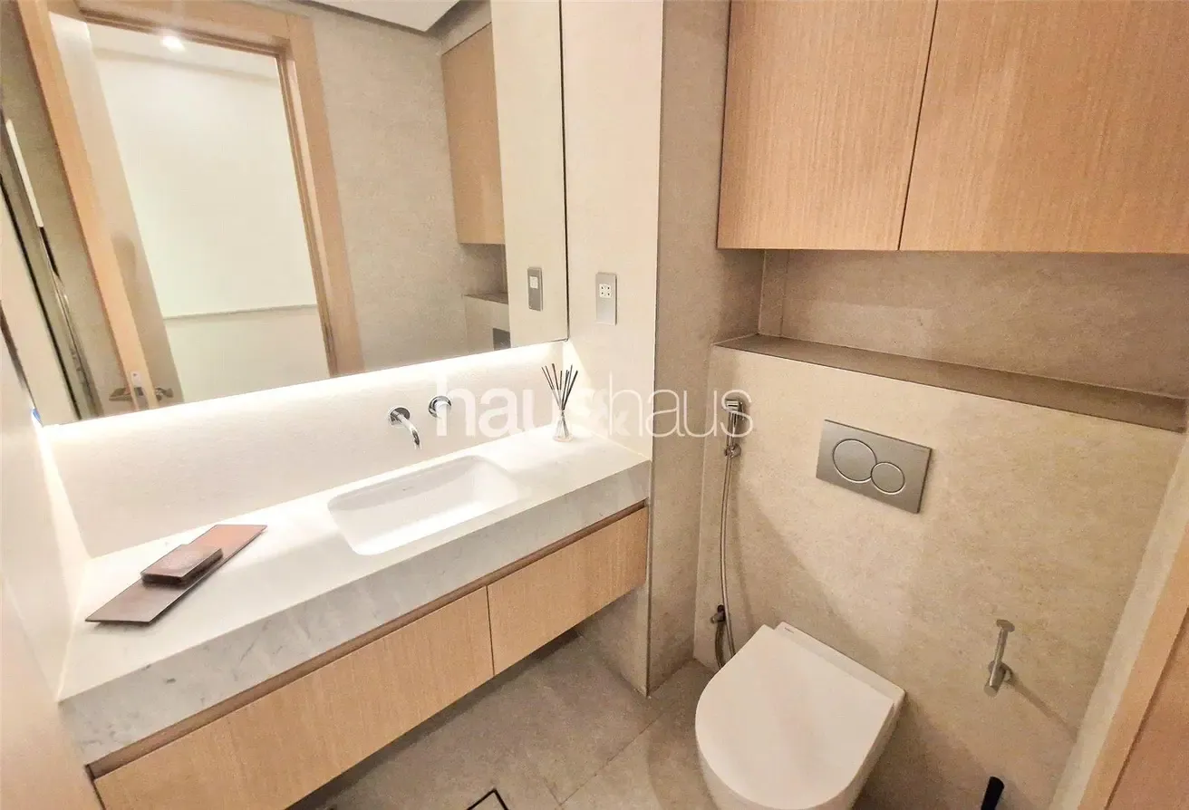 Move In Ready | Vacant | Private Beach | Exclusive