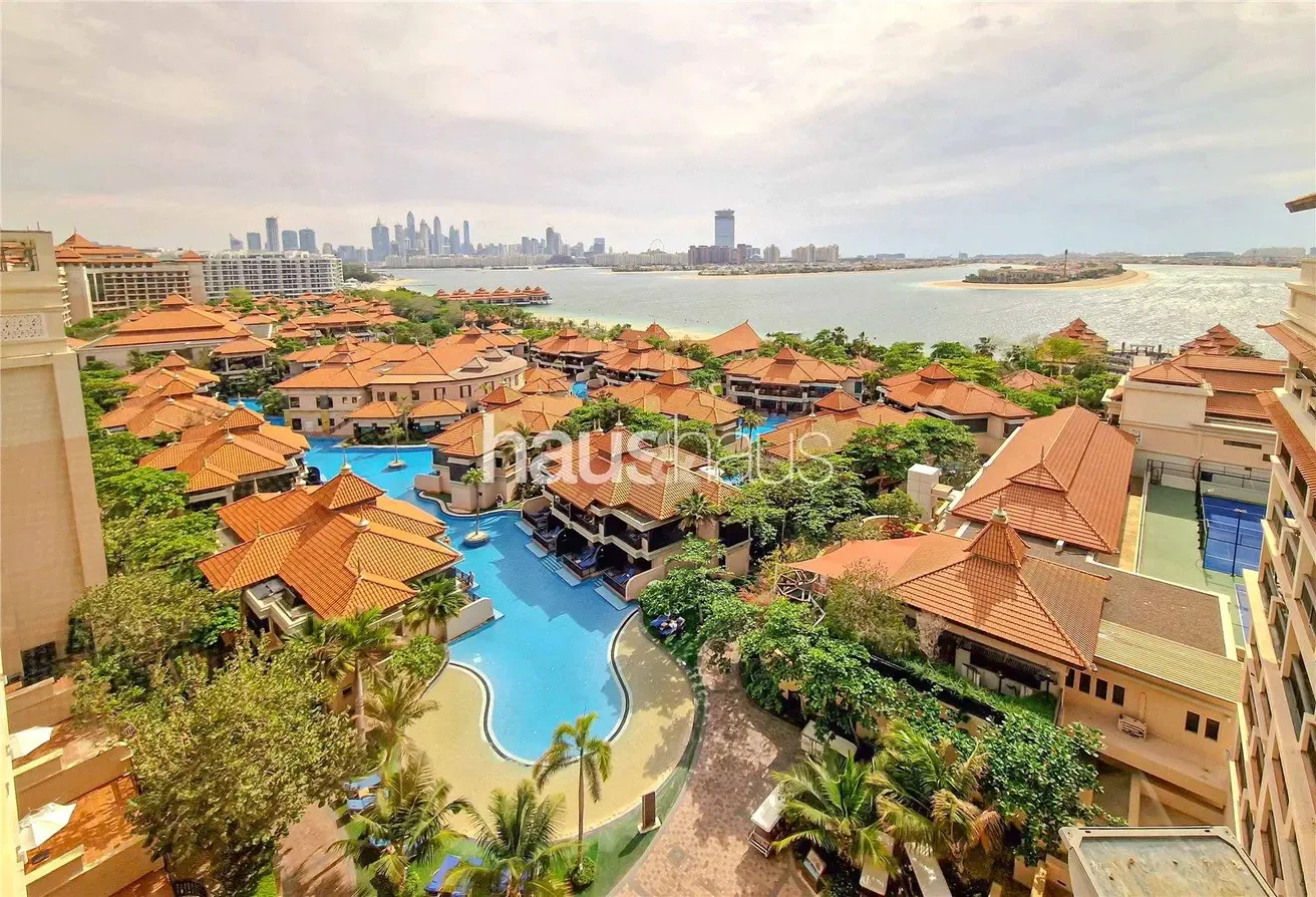 Move In Ready | Vacant | Private Beach | Exclusive