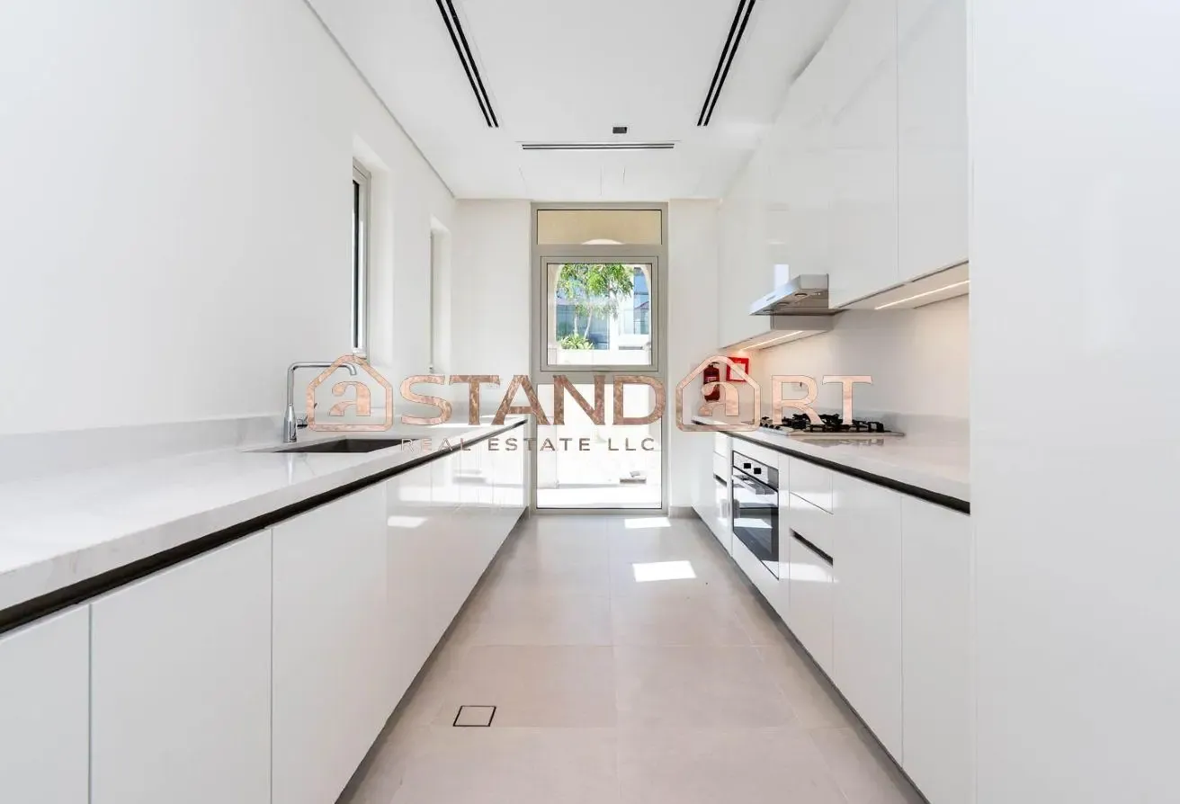 Exclusive Brand New Mediterranean Villa