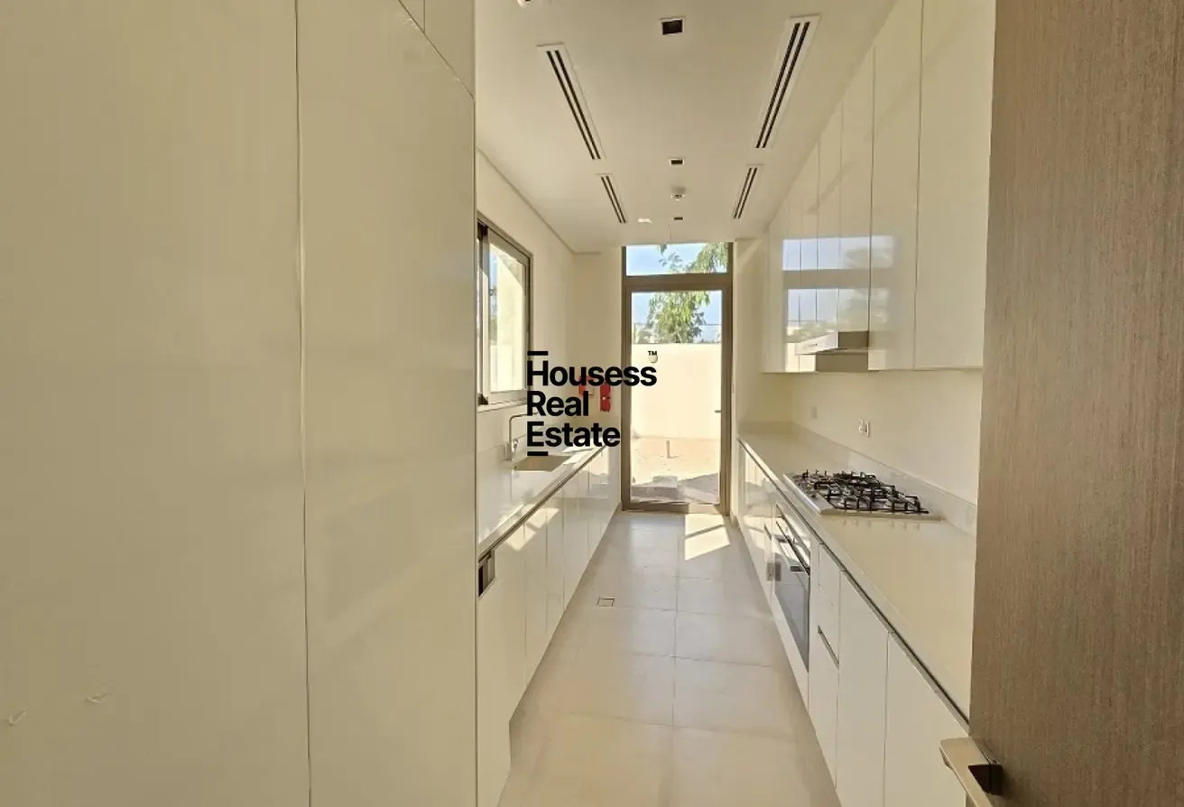 Burj Khalifa View | Luxurious | Brand new