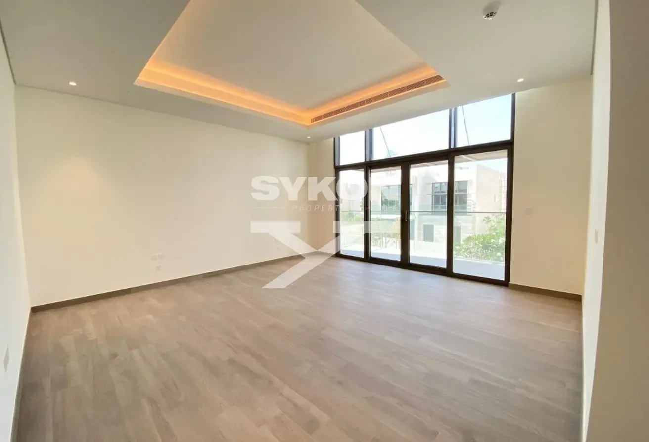 Huge Plot | Private Pool | Phase 3 | Ready To Move