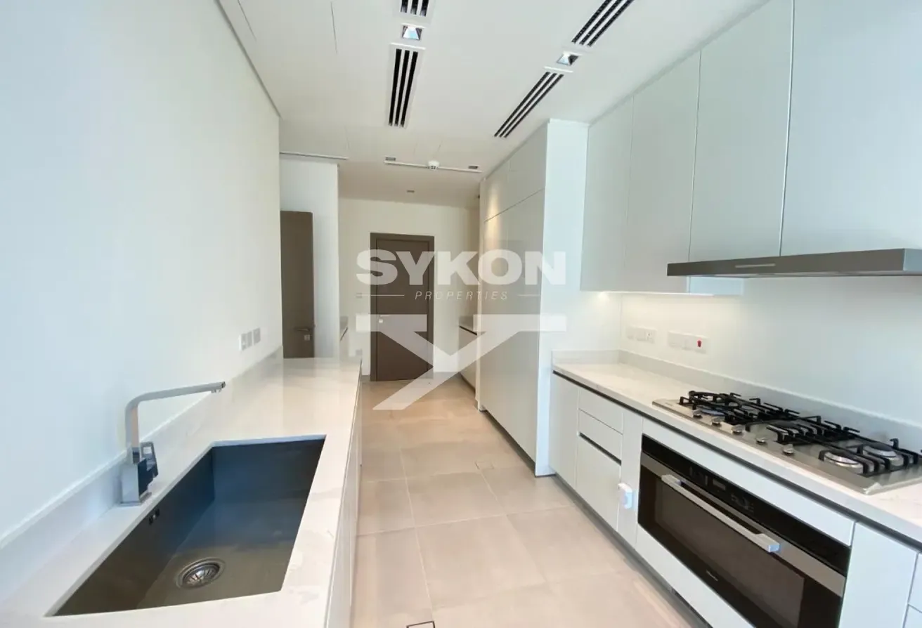 Huge Plot | Private Pool | Phase 3 | Ready To Move