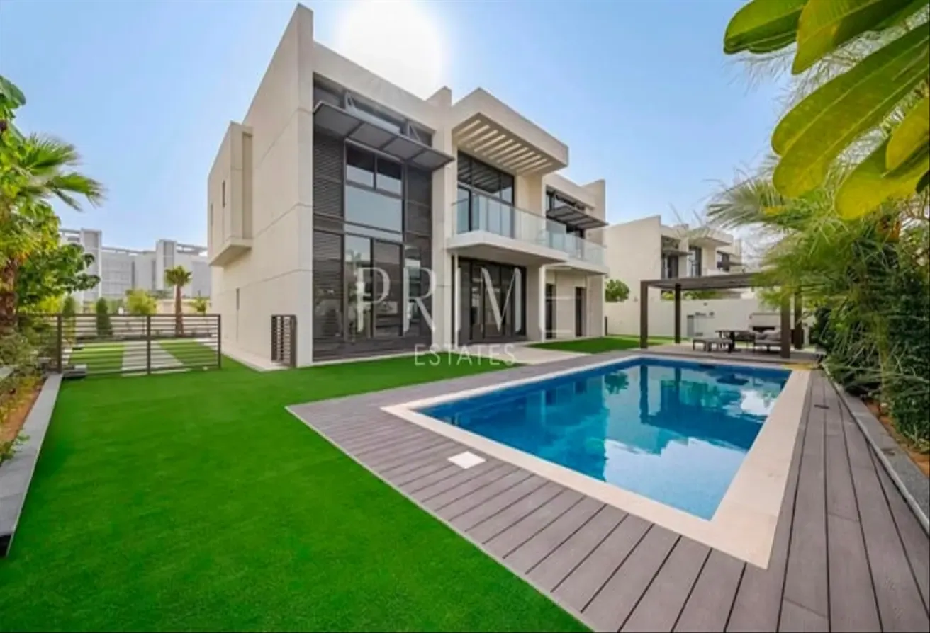 Elegant 5BR Villa | Crystal Lagoon Community