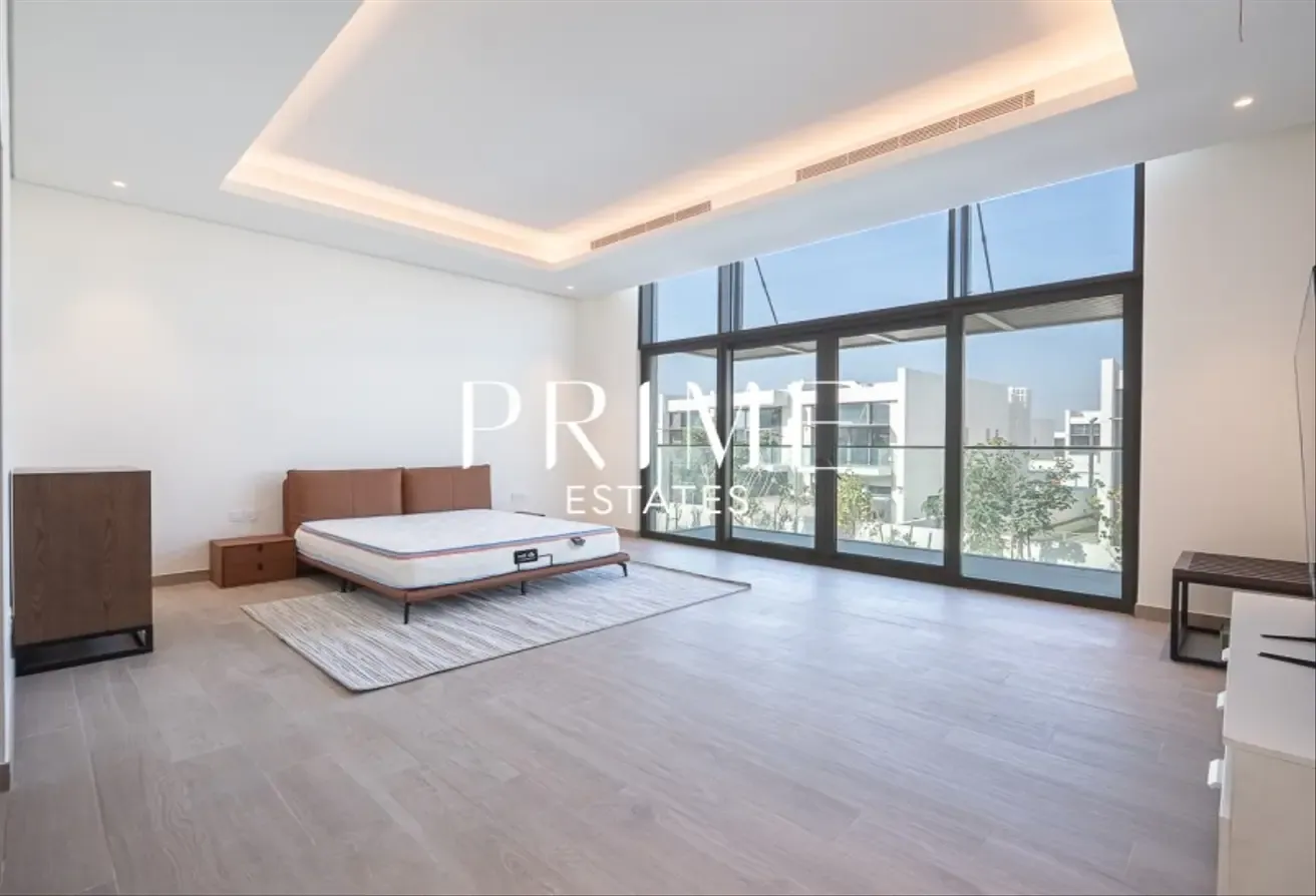 Furnished 5BR Villa | With Pool and Lift | Vacant!