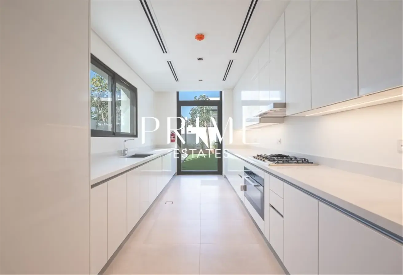 Furnished 5BR Villa | With Pool and Lift | Vacant!