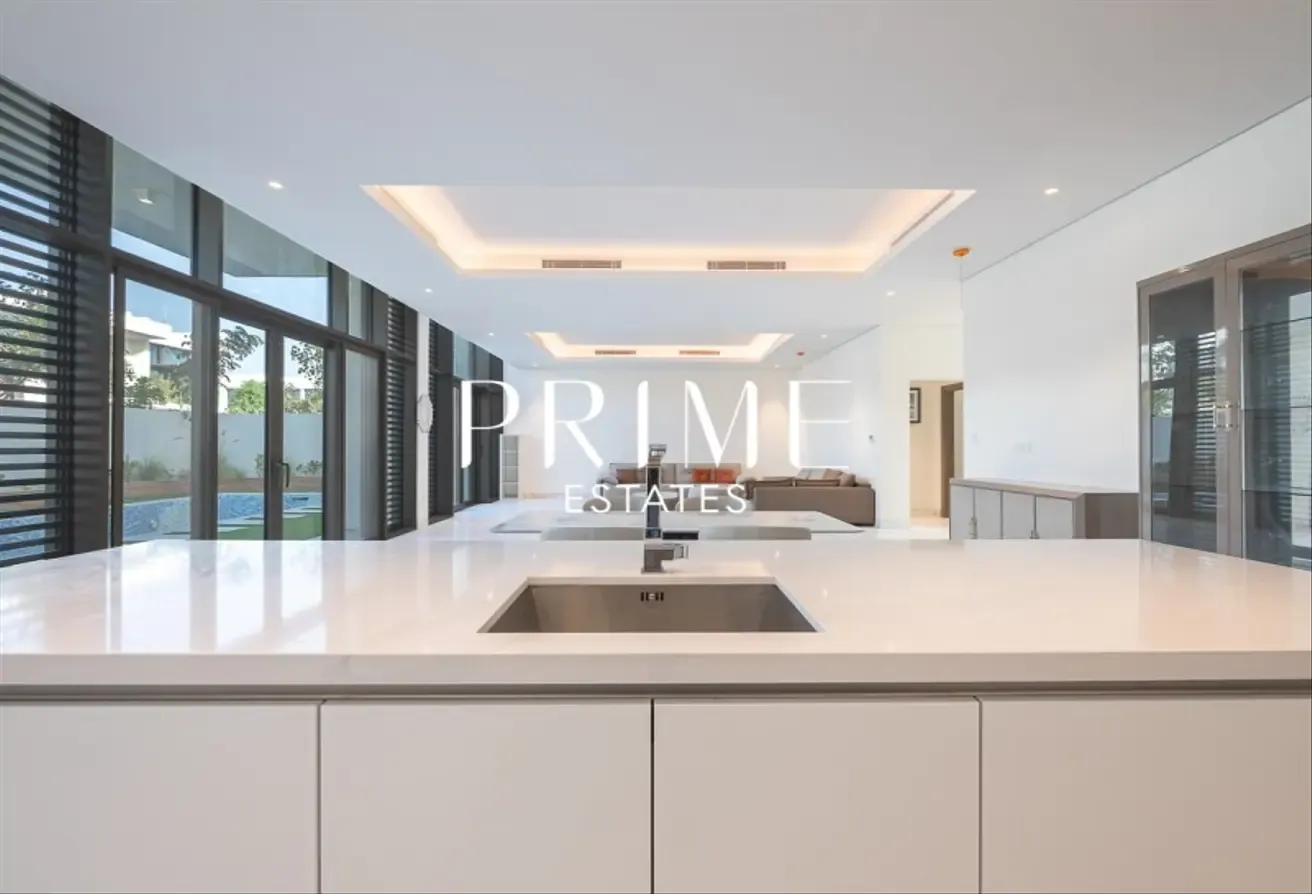Furnished 5BR Villa | With Pool and Lift | Vacant!