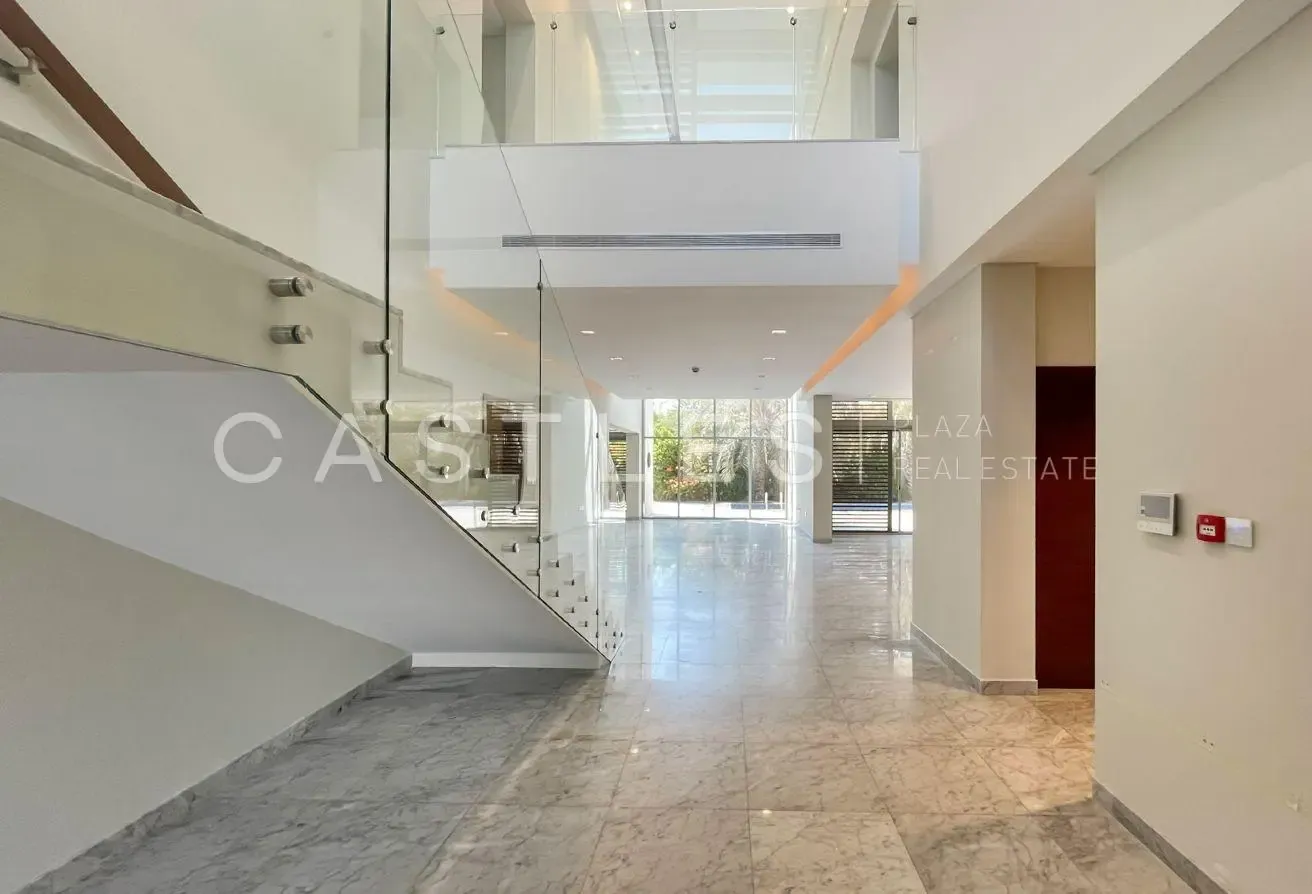 Ready To Move In | Contemporary Villa