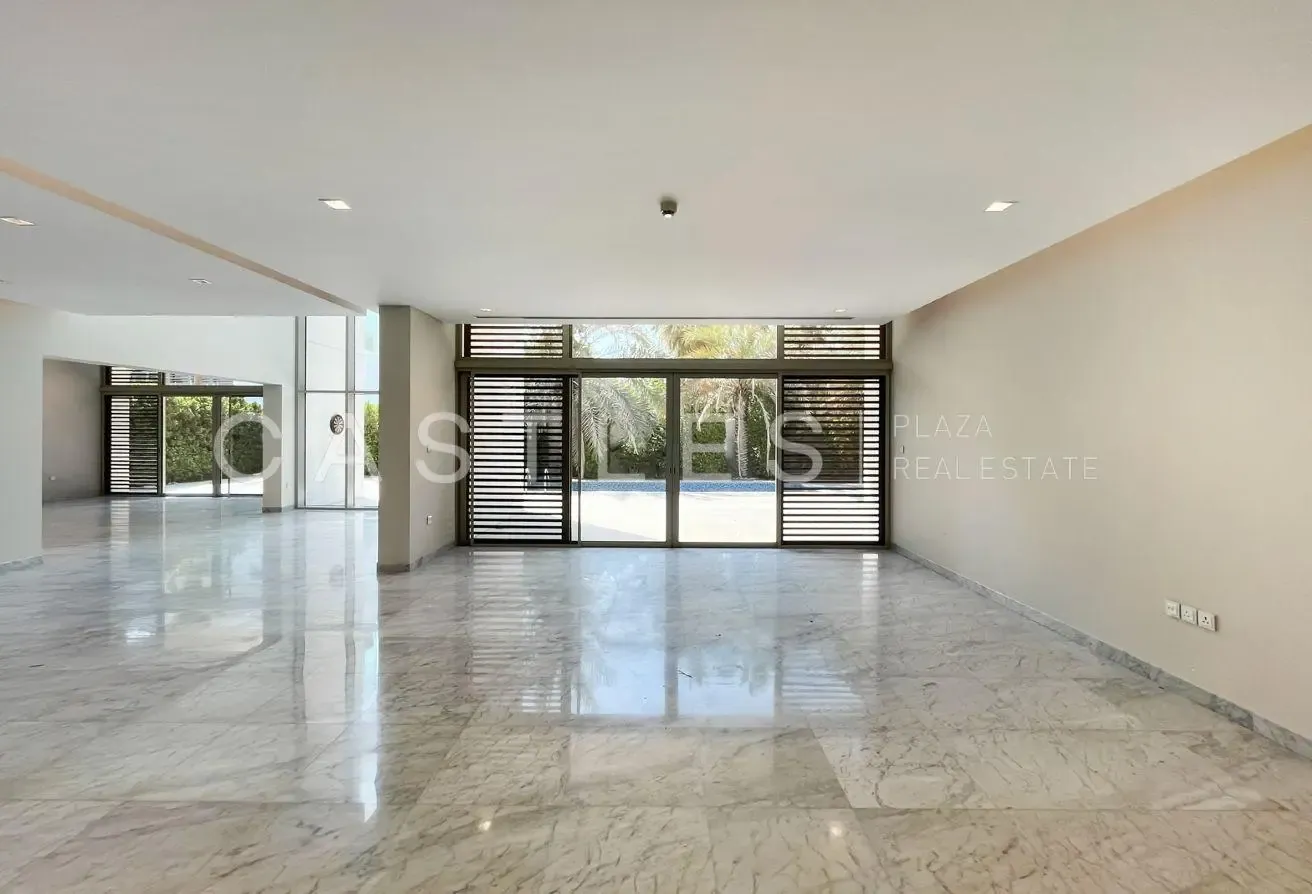 Ready To Move In | Contemporary Villa