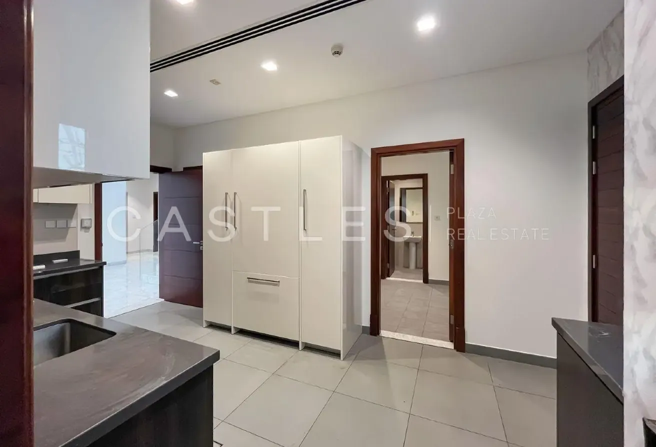 Ready To Move In | Contemporary Villa