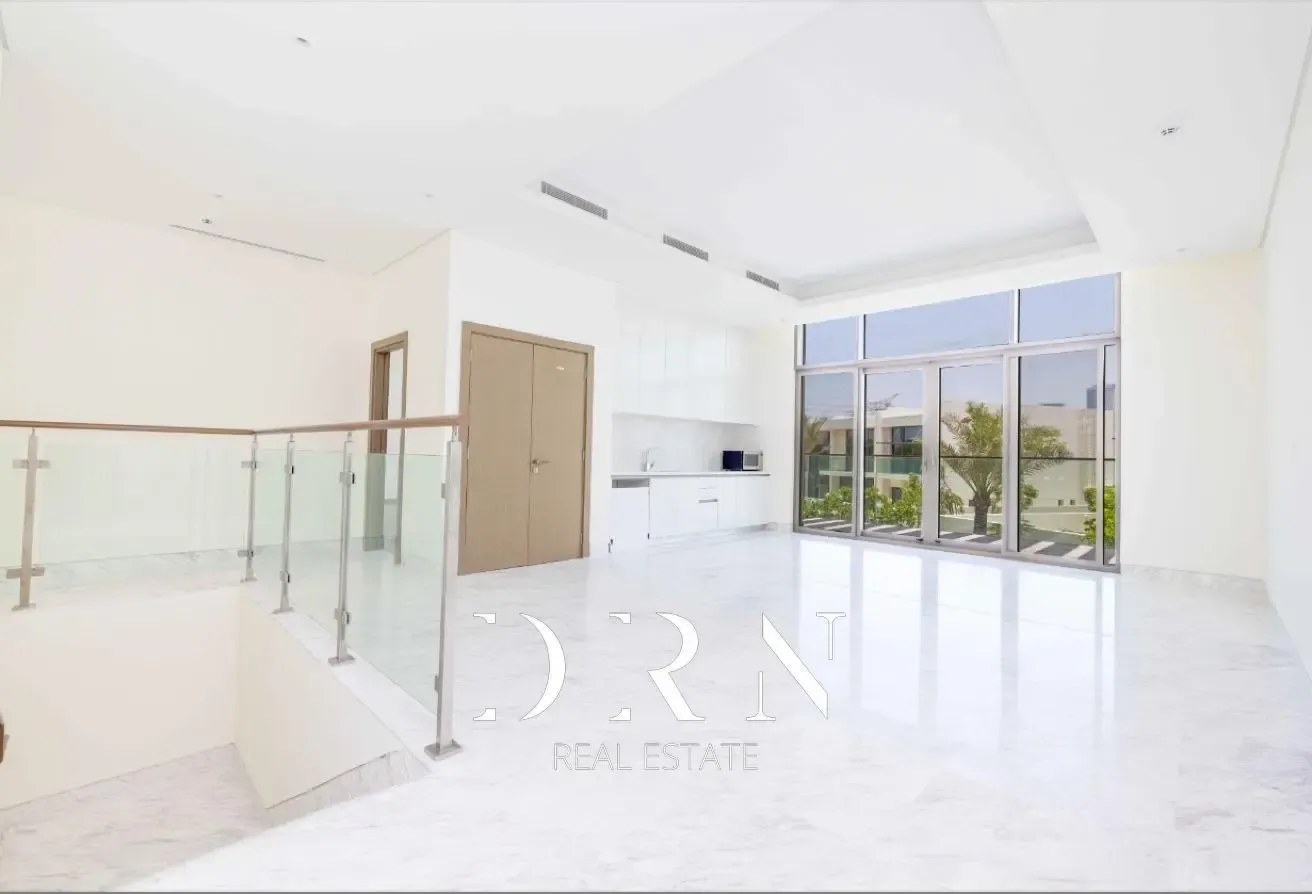 Spacious 5BR | Private Pool & Garden | Ready
