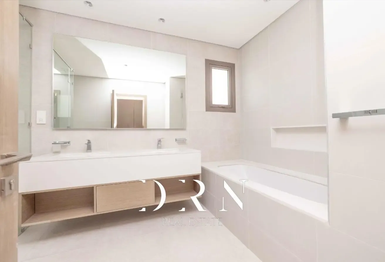 Spacious 5BR | Private Pool & Garden | Ready
