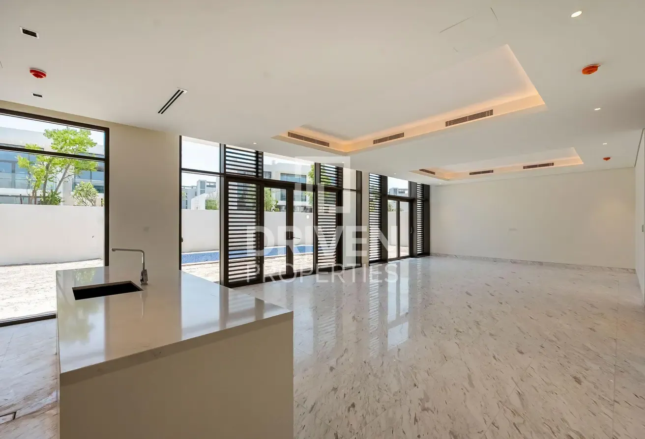 Contemporary Villa | Steps from Crystal Lagoon