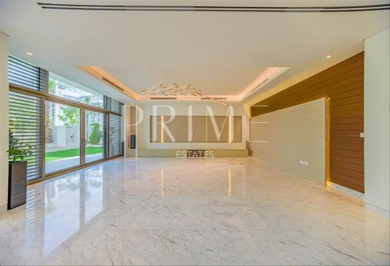 Ultra Luxury 5BR Villa | Private Pool | Expansive