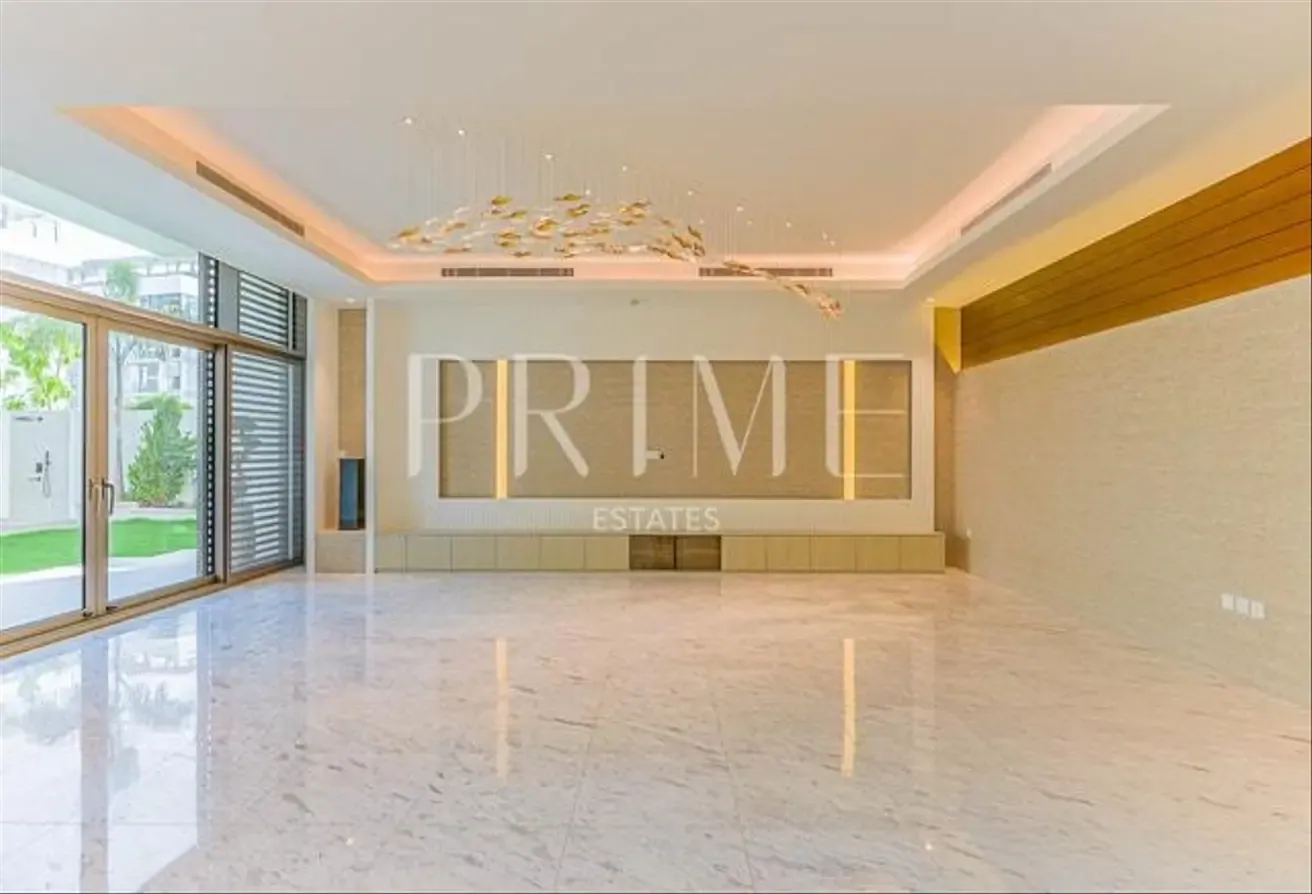 Ultra Luxury 5BR Villa | Private Pool | Expansive