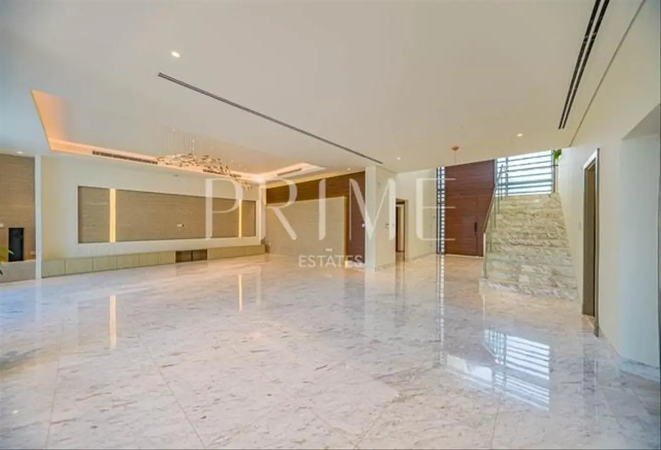 Ultra Luxury 5BR Villa | Private Pool | Expansive