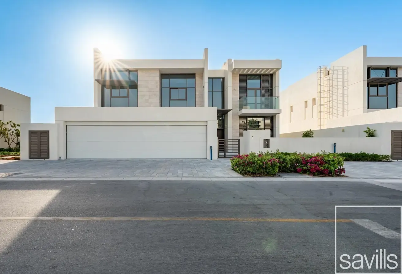 Vacant August | Single Row | Close to Lagoon