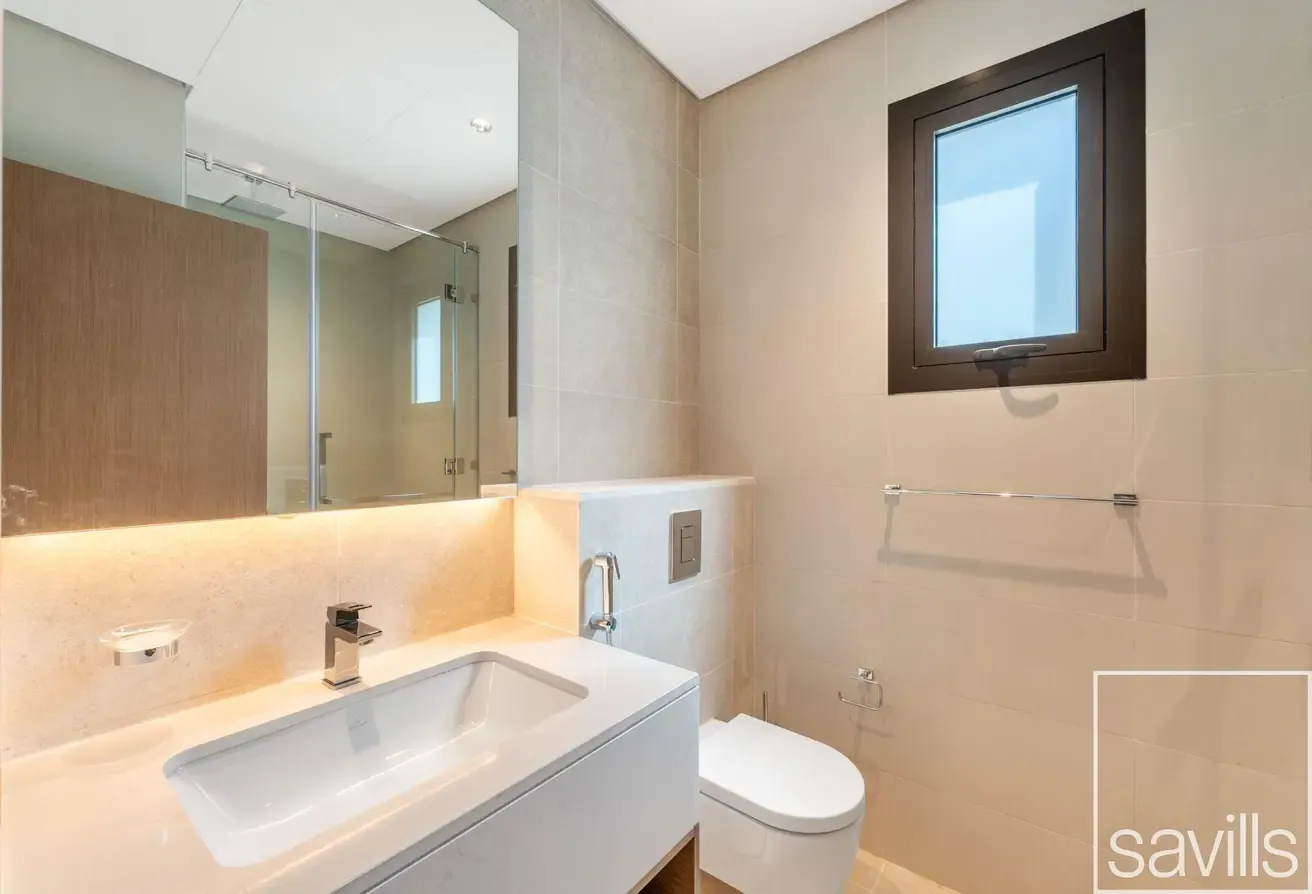 Vacant August | Single Row | Close to Lagoon