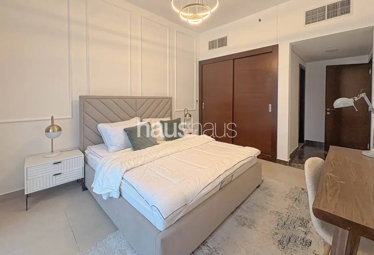Furnished I Available Now I Low Floor