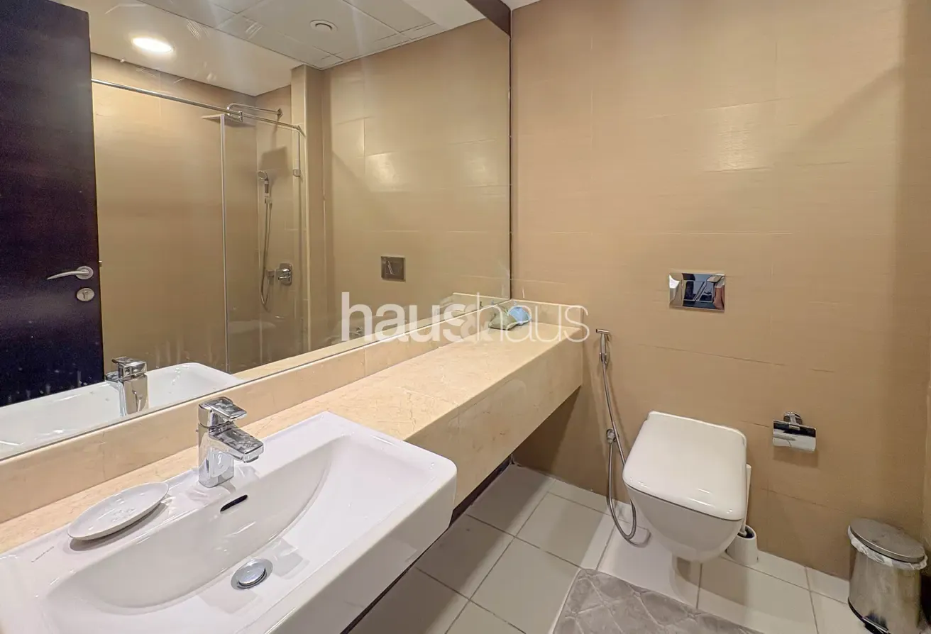 Furnished I Available Now I Low Floor