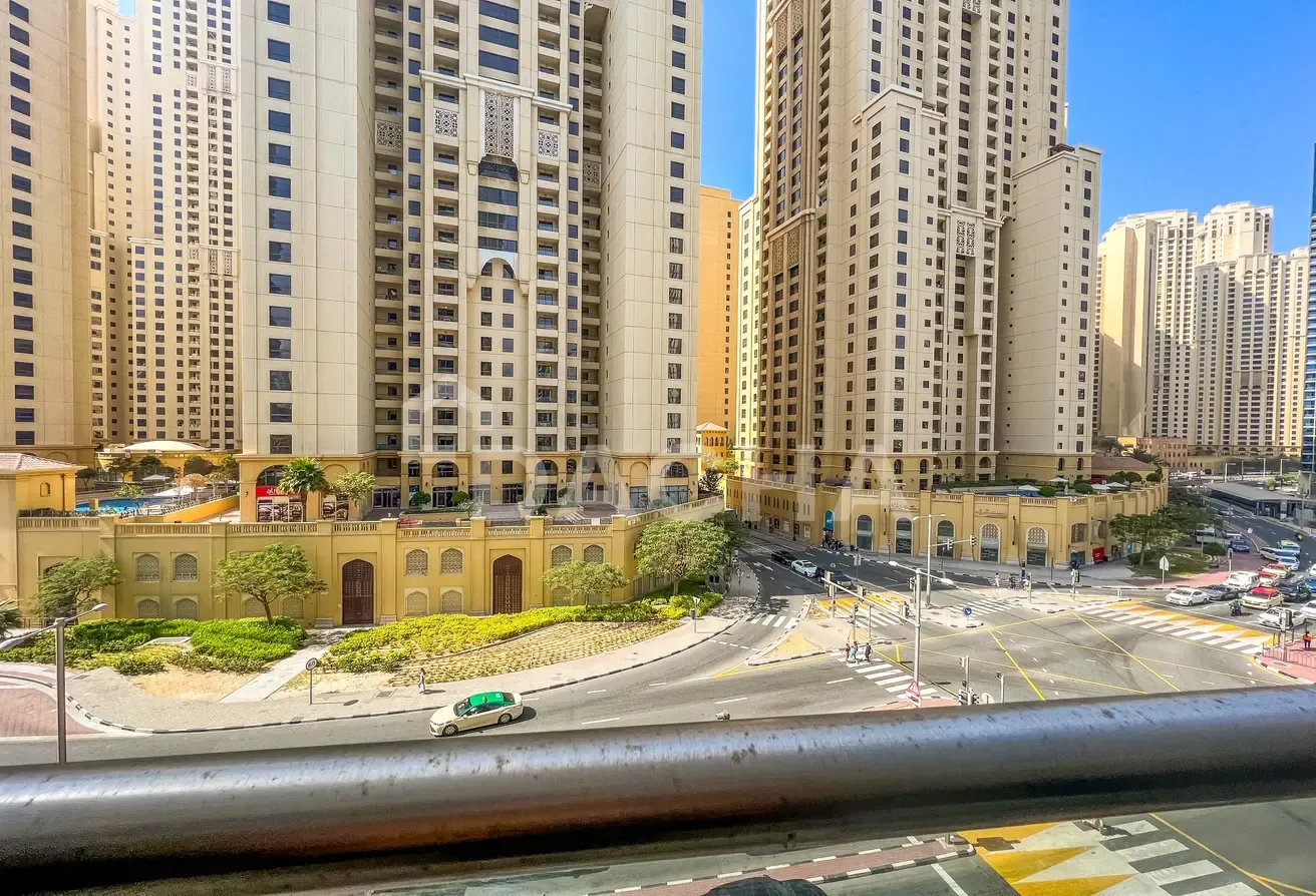 Fully Furnished | 1 Bedroom | Vacant