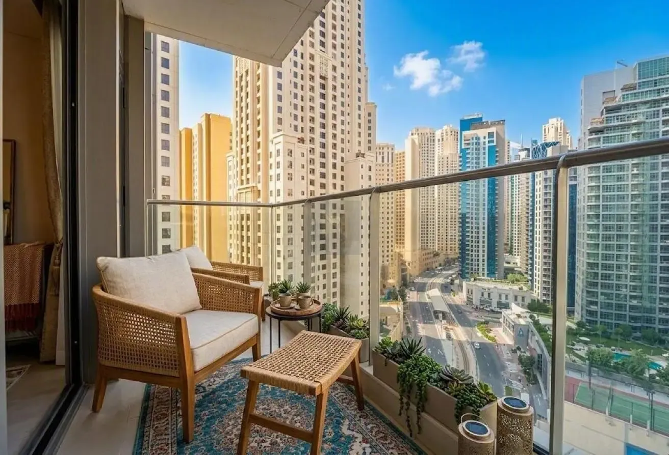 FURNISHED | SPACIOUS 1 BEDROOM | SPARKLE TOWER 2