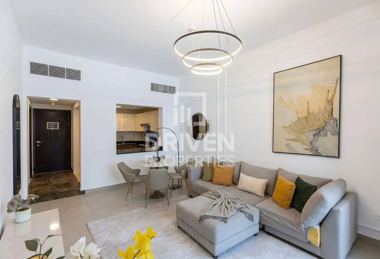 Modern Layout | Prestigious Location | Vacant