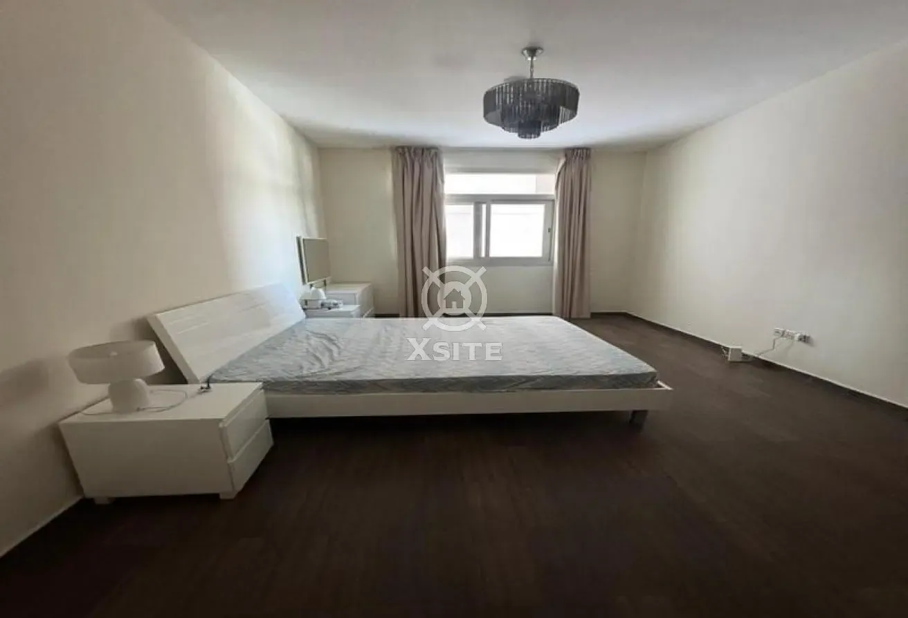 Modern 2 BR | Fully Furnished | Pool View
