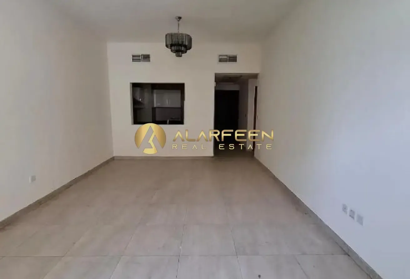 Spacious 2Br I Prime Location I Vacant Now
