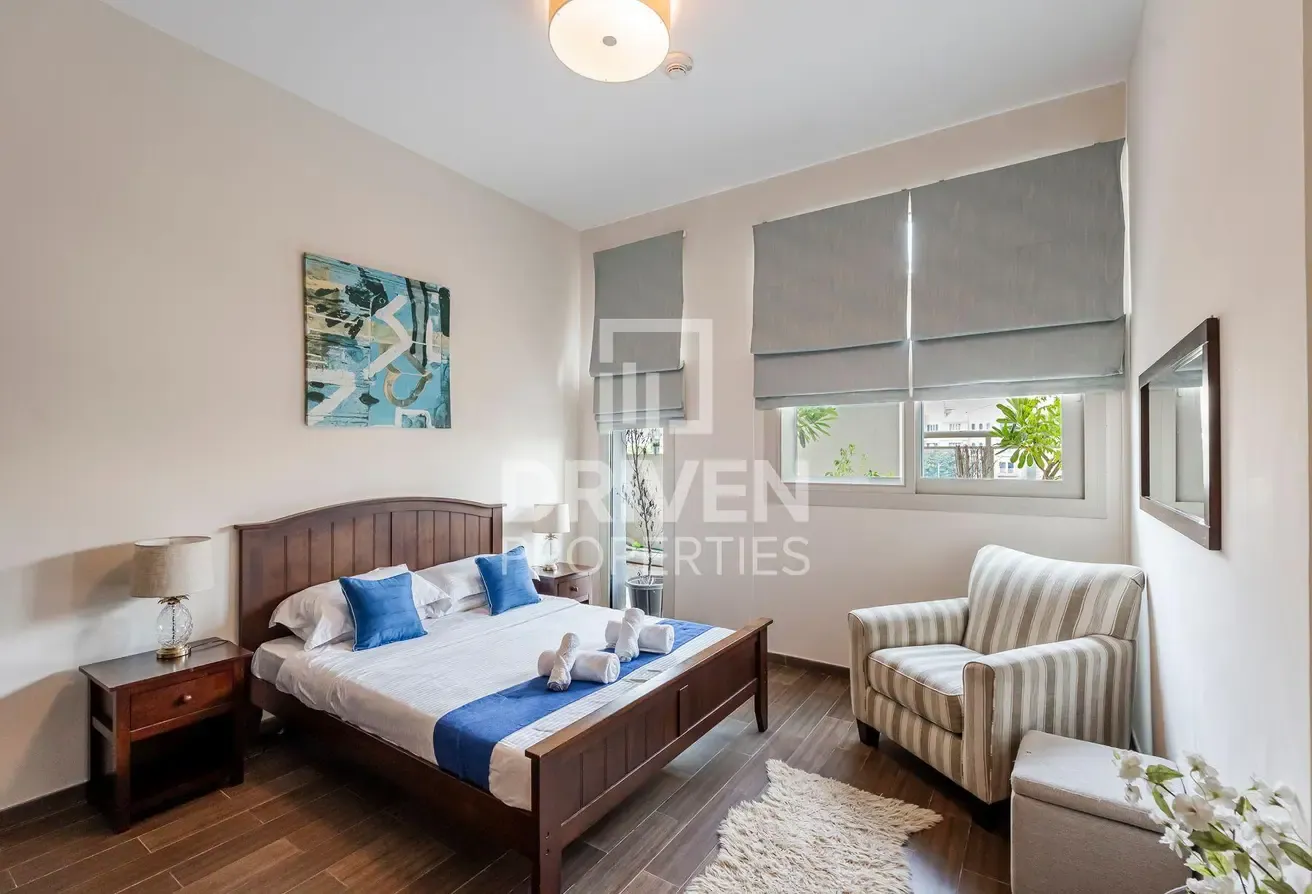 Exclusive | Ideal | Huge Terrace | Chiller Free