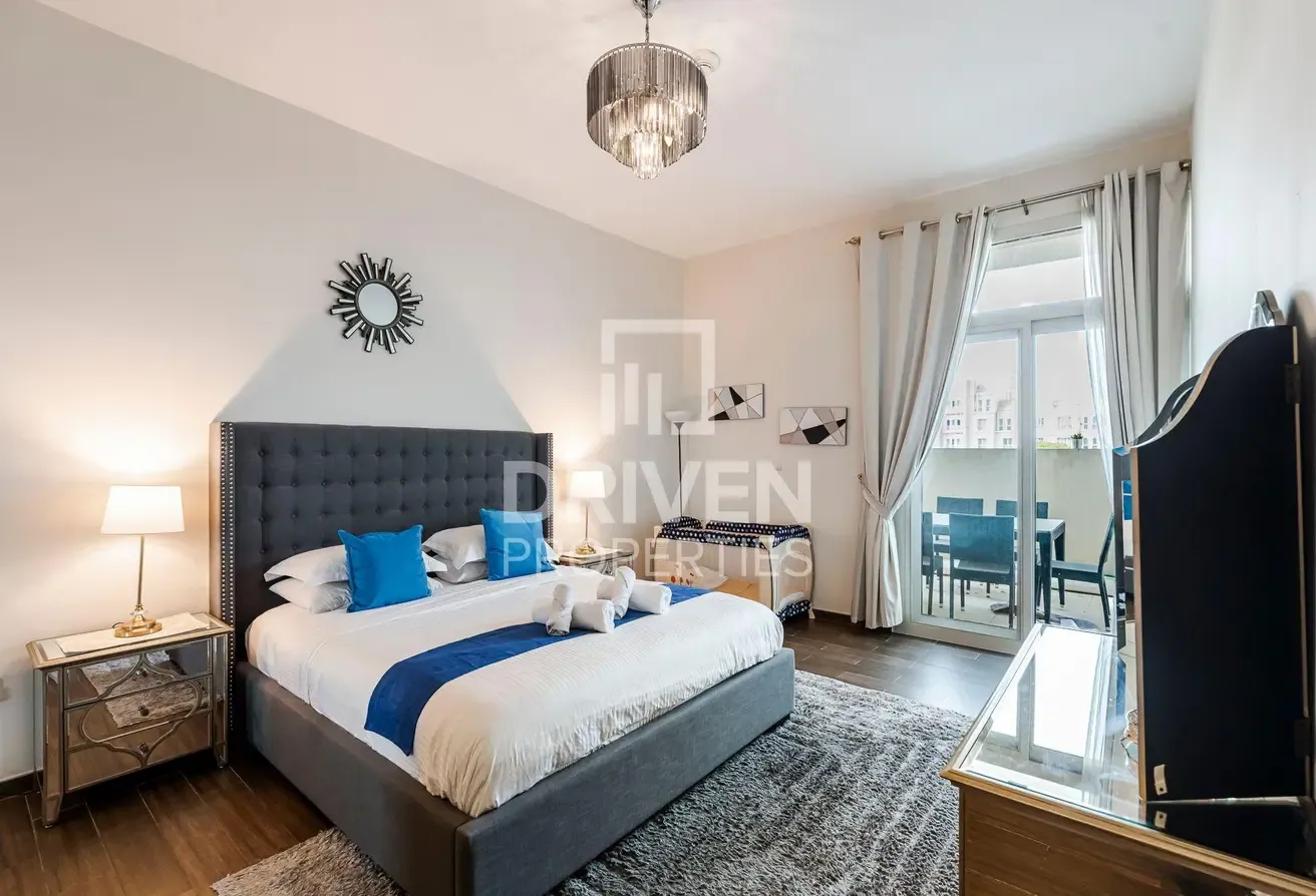 Exclusive | Ideal | Huge Terrace | Chiller Free