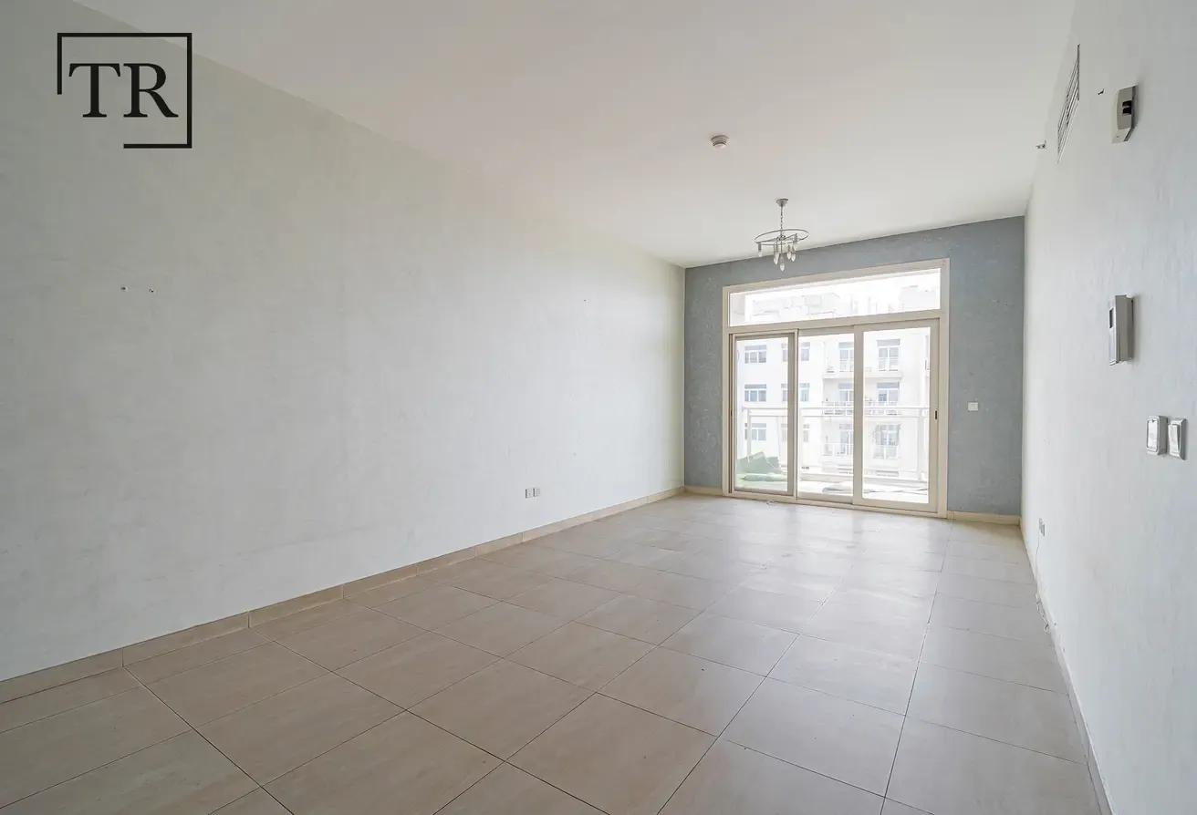 Spacious Layout | Elegant Finishes | Upto 4 Chqs