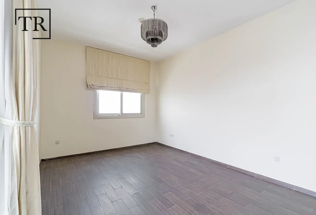 Spacious Layout | Elegant Finishes | Upto 4 Chqs