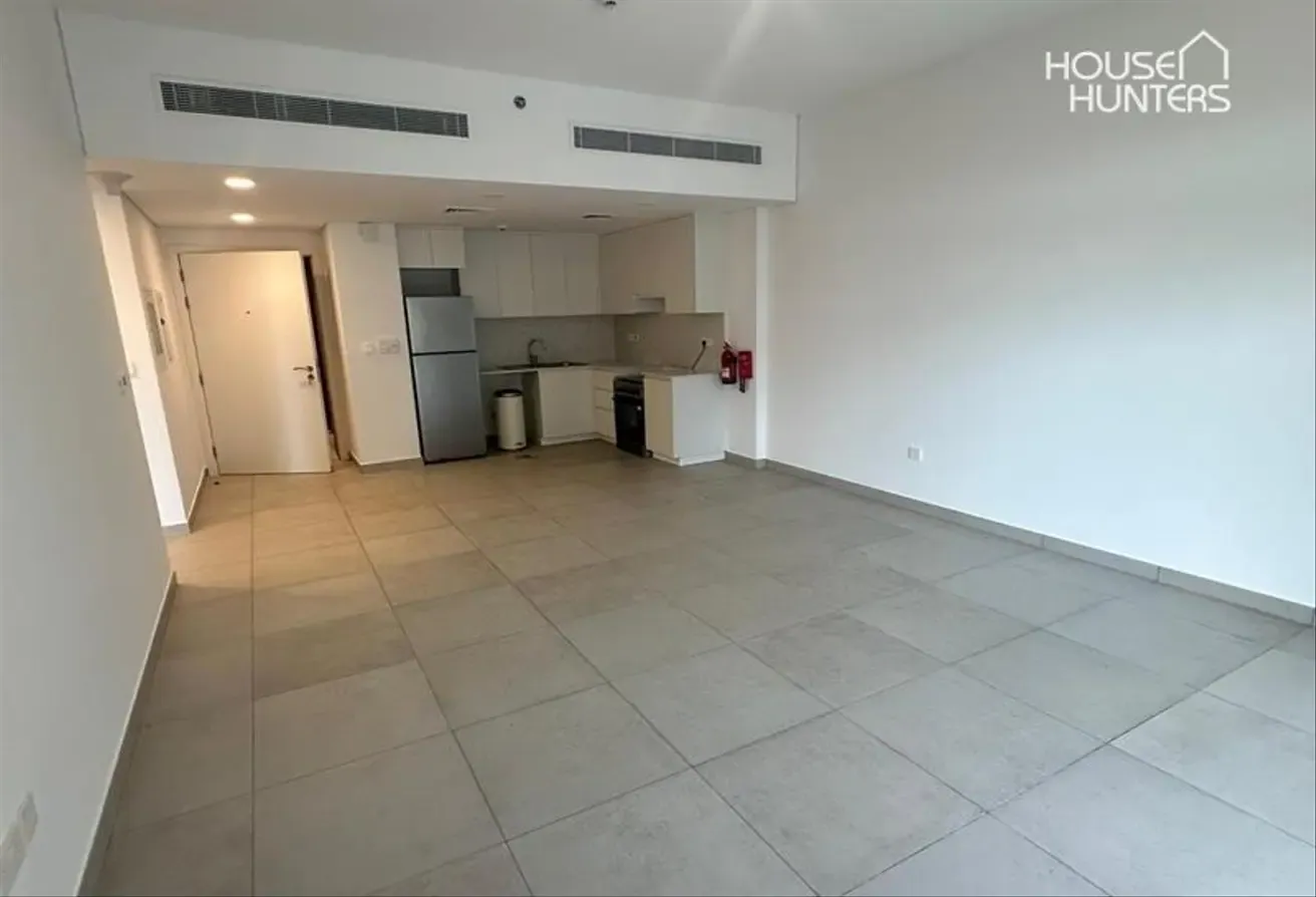 Pool View|Spacious Layout|Prime Location