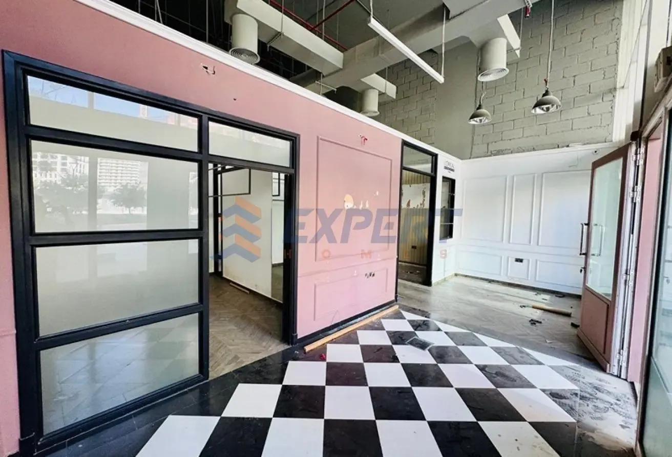 Prime Location | Fitted and Spacious Shop | Vacant