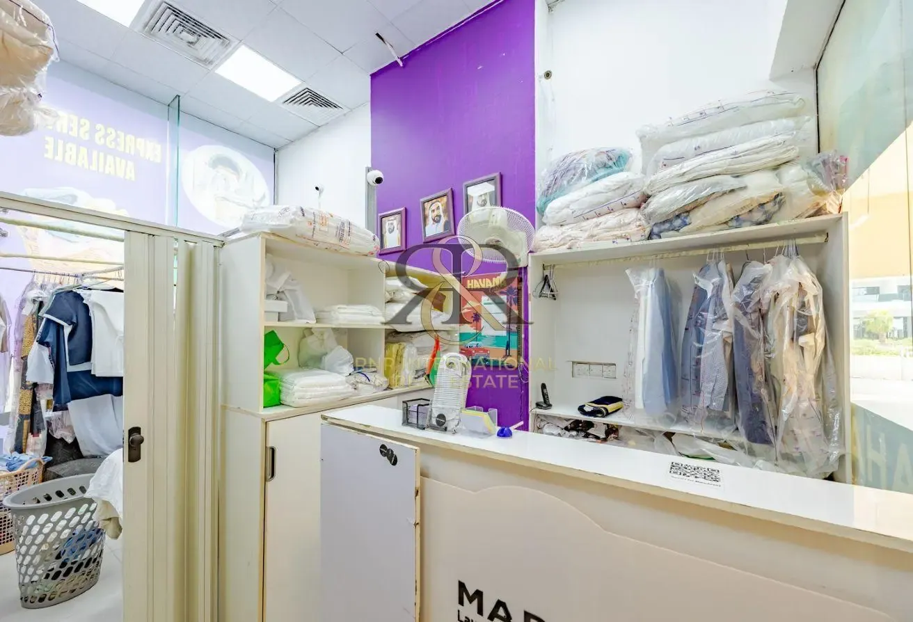 Retail Space with Ideal Size and Layout l Rented