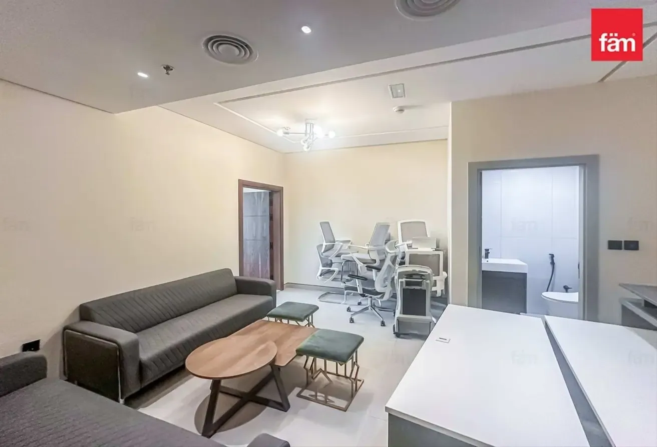 Ready To MoveIn Office|Fully Fitted And Furnished