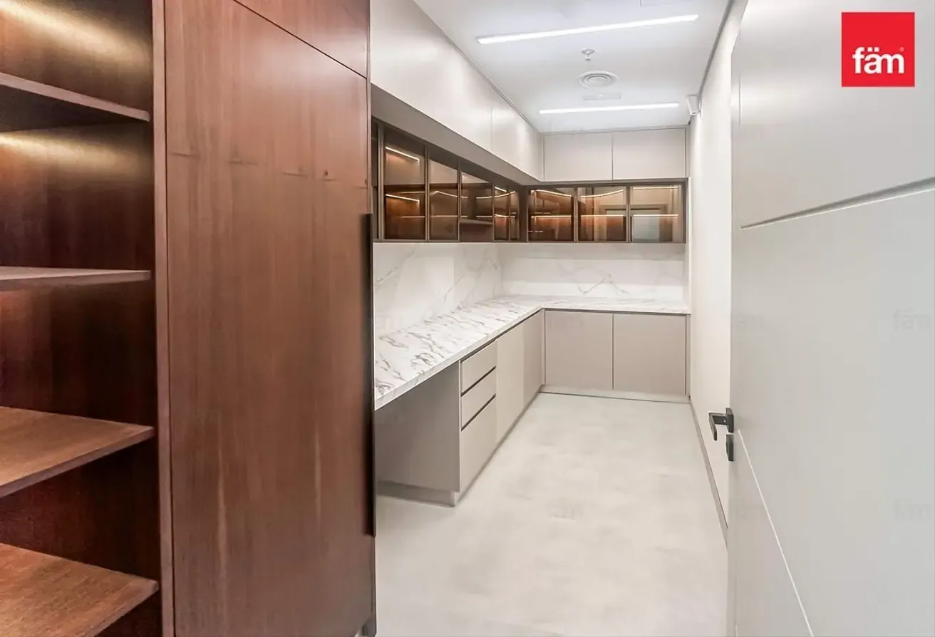 Ready To MoveIn Office|Fully Fitted And Furnished