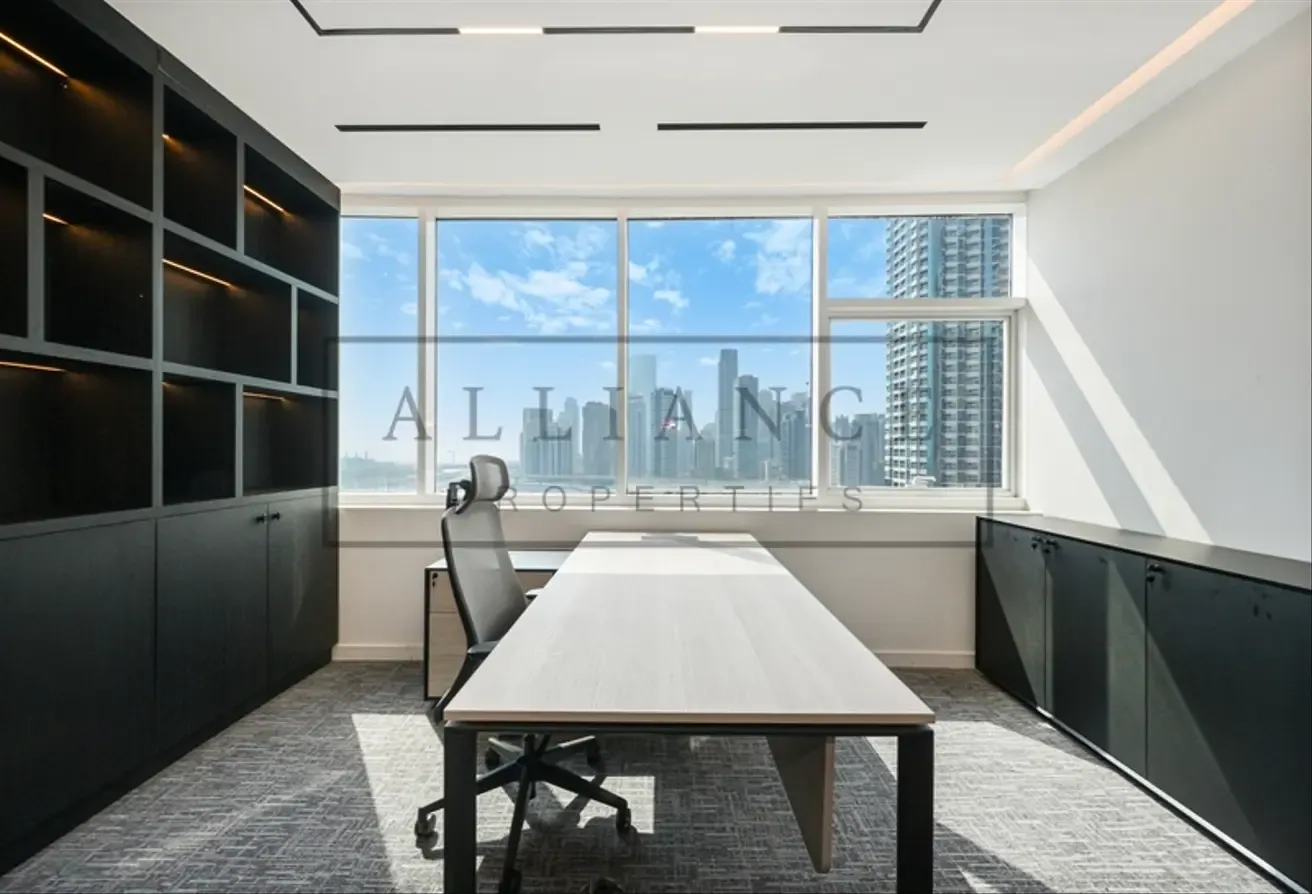 2 partitions | Pantry | Ready to Move | Furnished