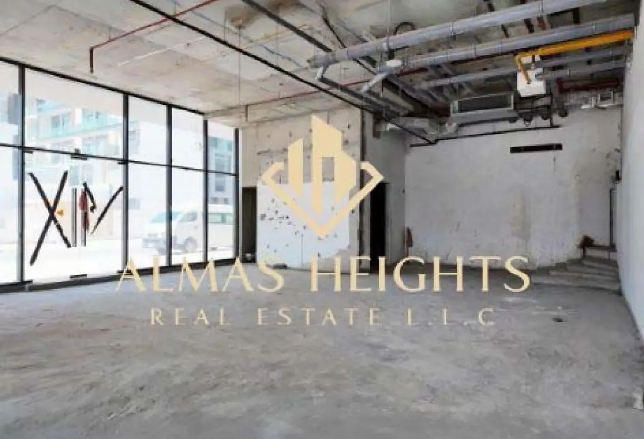RETAIL SHOP | HIGH VISIBILITY | SHELL & CORE