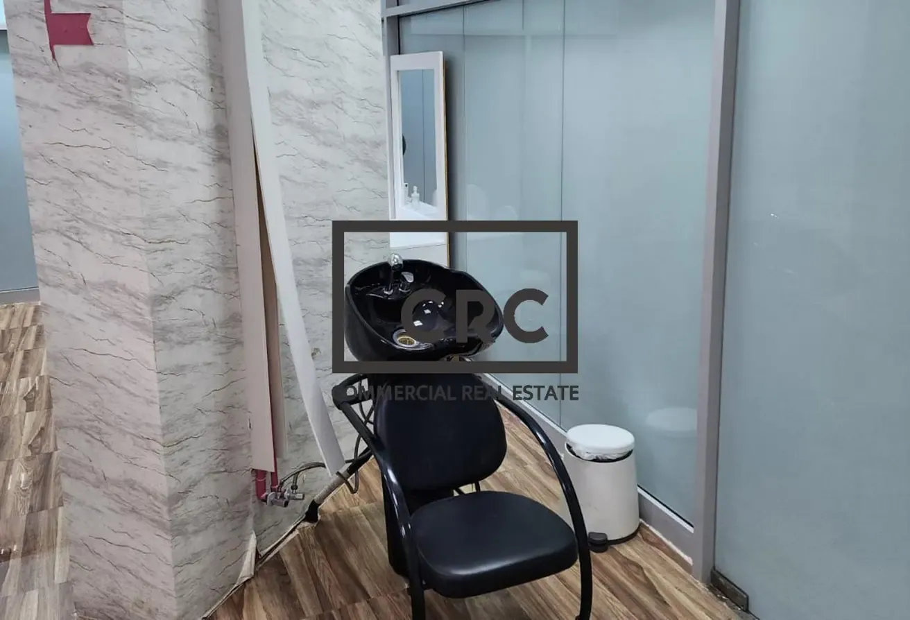 Rented Salon | For Sale  | IT Plaza |  DSO