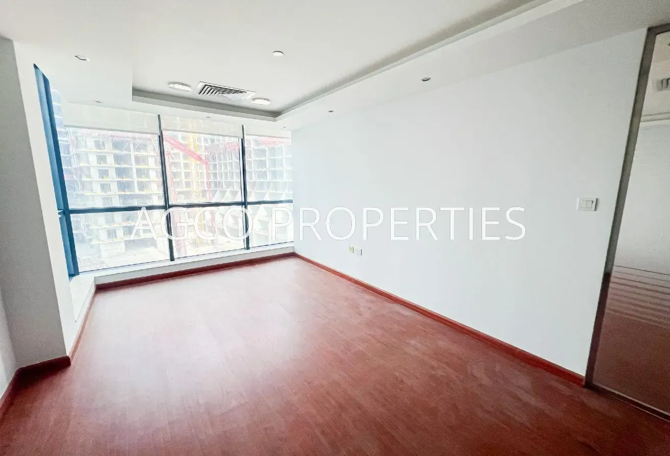 Fitted | 3 Fully Built Private Rooms | Vacant