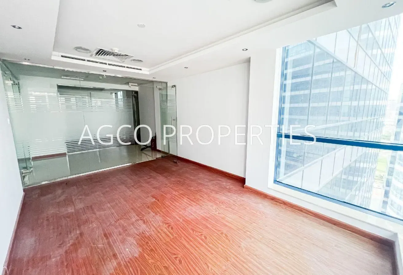 Fitted | 3 Fully Built Private Rooms | Vacant